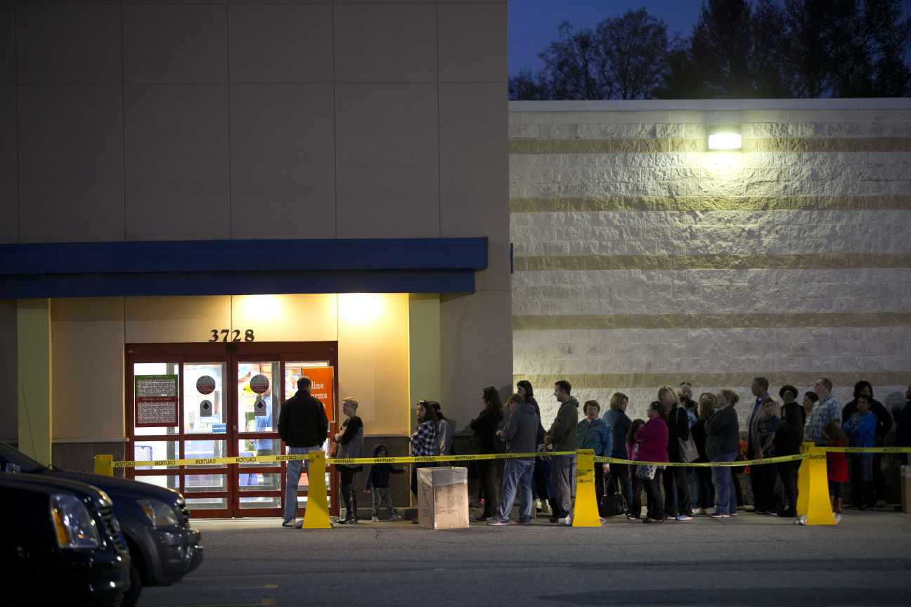 Black Friday at Toys R Us
